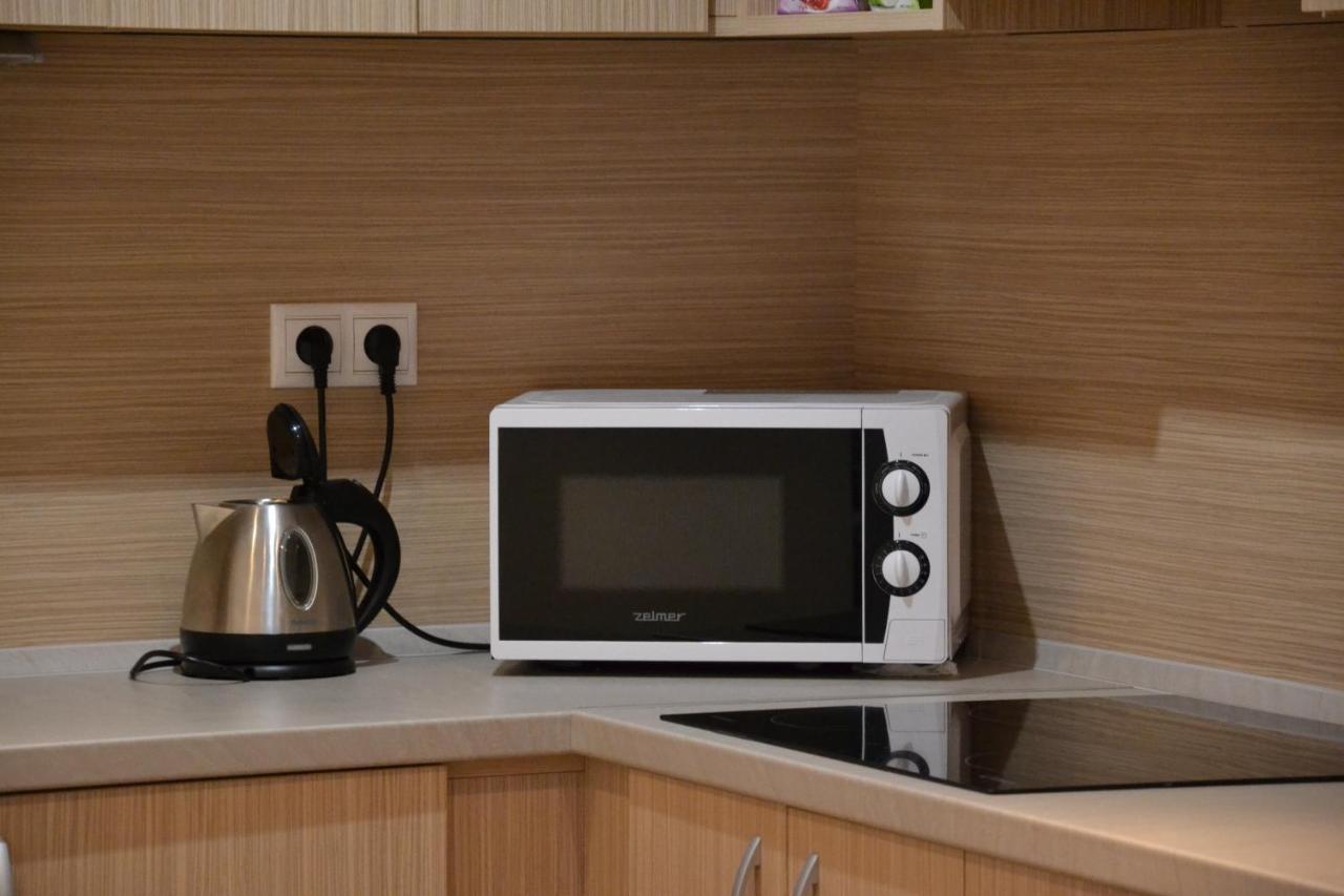 Apartman V Starej Lesnej S Balkonom Stara Lesna Bagian luar foto