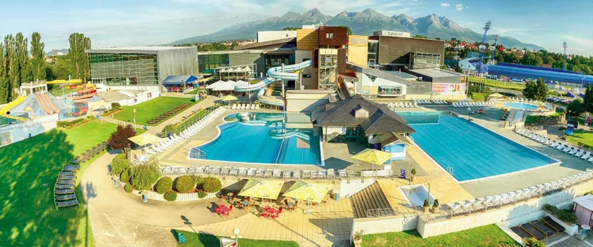 Apartman V Starej Lesnej S Balkonom Stara Lesna Bagian luar foto
