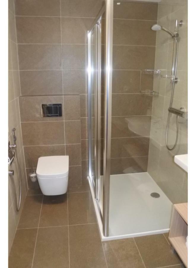 Apartman V Starej Lesnej S Balkonom Stara Lesna Bagian luar foto
